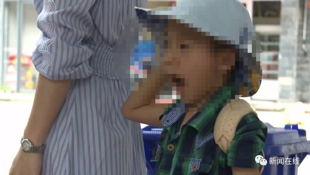 五岁男童在幼儿园骨折,三天后才被家长发现,孩子:被老师扯去罚站撞上墙壁