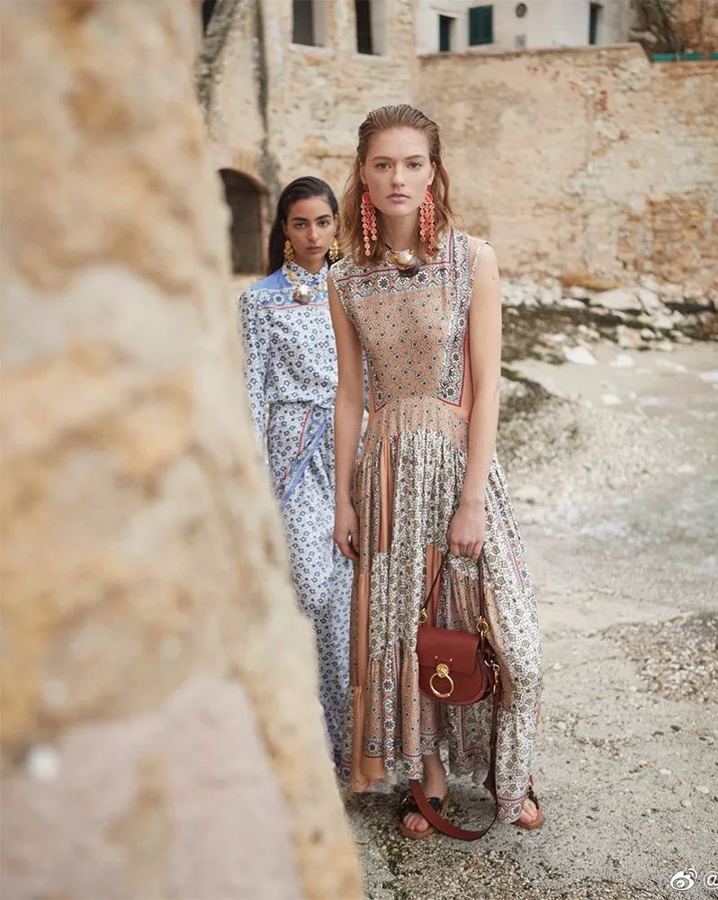 女生对闺蜜和普通人态度一样,女生对闺蜜的忍耐程度有多强