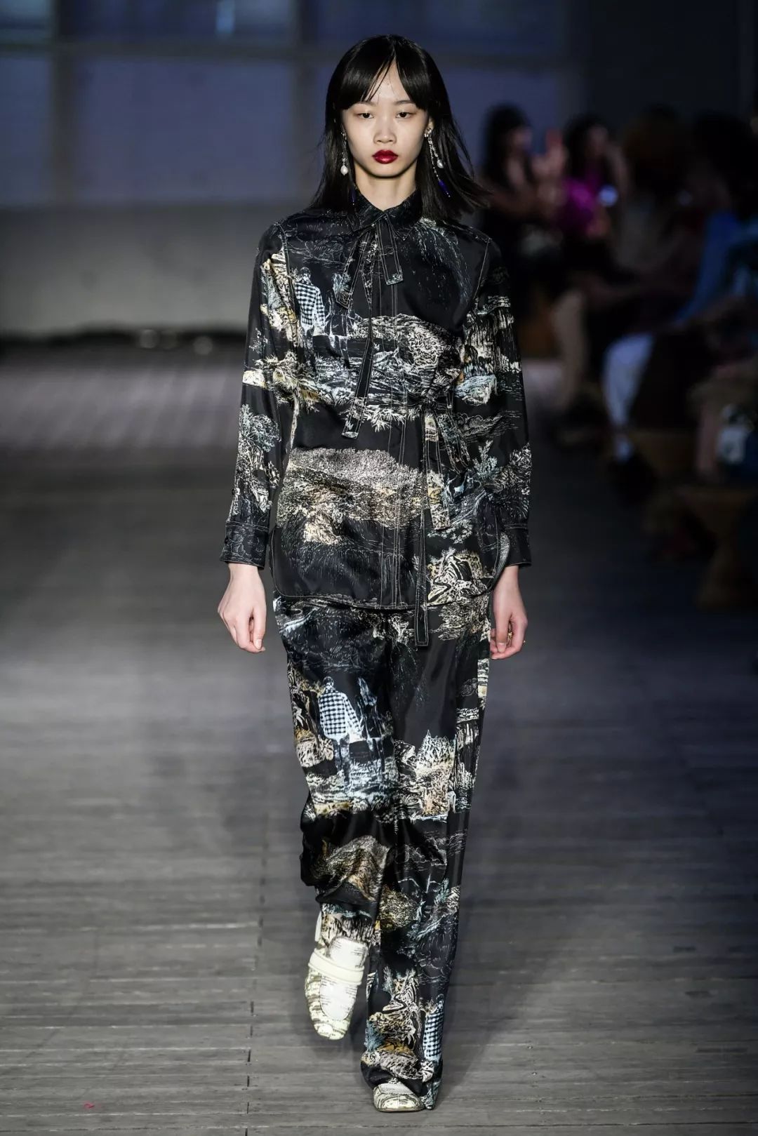 女生对闺蜜和普通人态度一样,女生对闺蜜的忍耐程度有多强