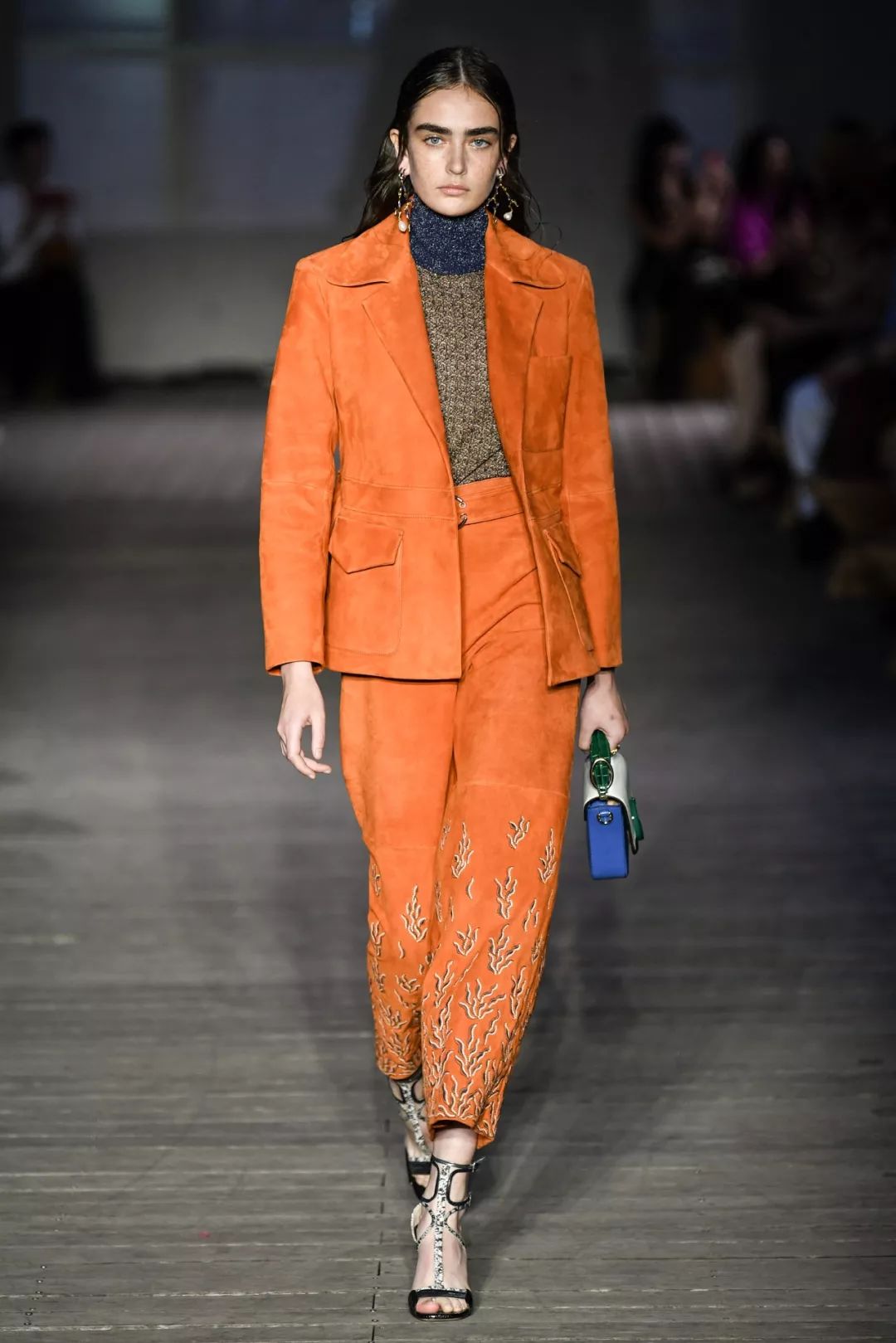 女生对闺蜜和普通人态度一样,女生对闺蜜的忍耐程度有多强