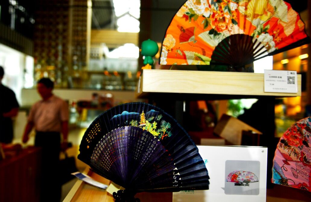 弄潮儿向涛头立全文,弄潮儿向涛头立诵读