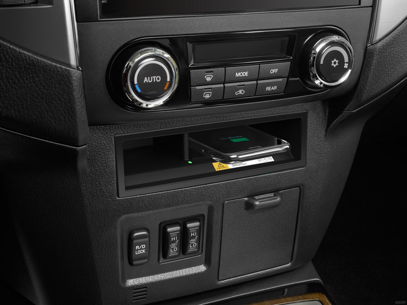 2020款三菱帕杰罗v973.8顶配版,2020款三菱帕杰罗3.0自动舒适版