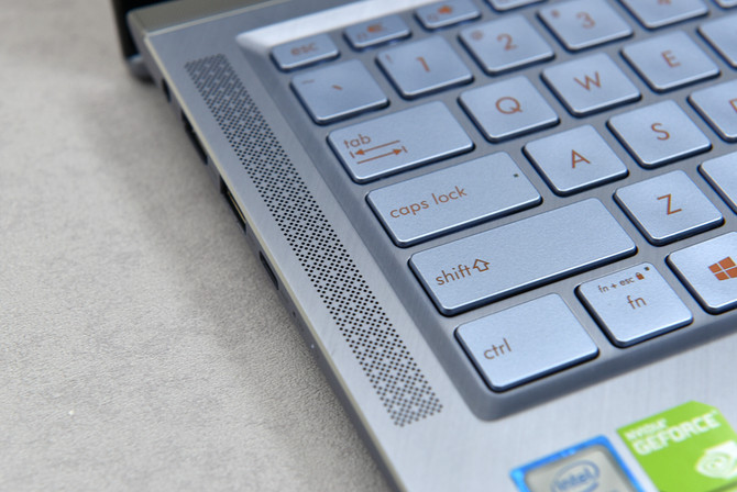 华硕灵耀deluxe14尊爵蓝和冰钻银,华硕灵耀deluxe14蓝色和银色