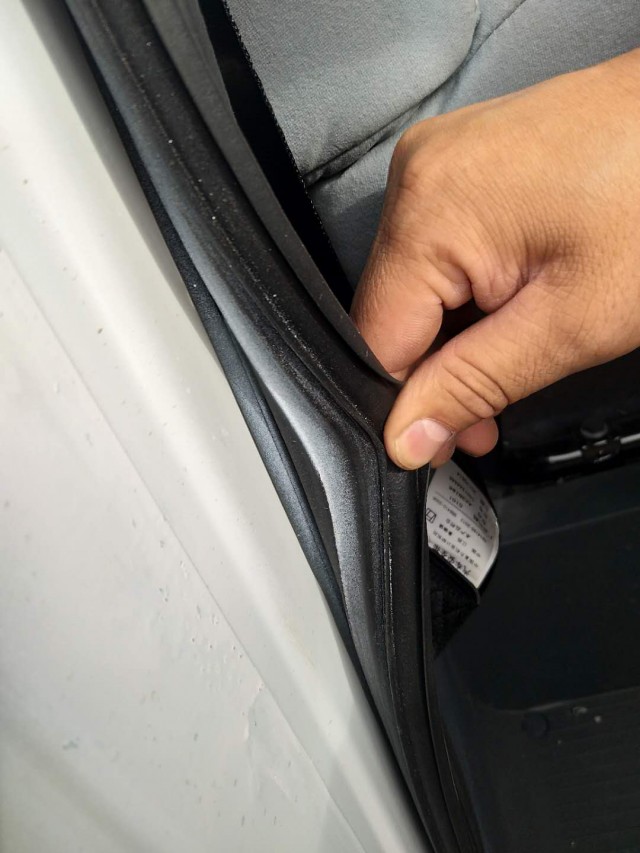 南京依维柯有时候启动没反应,依维柯行驶中突然熄火是什么原因