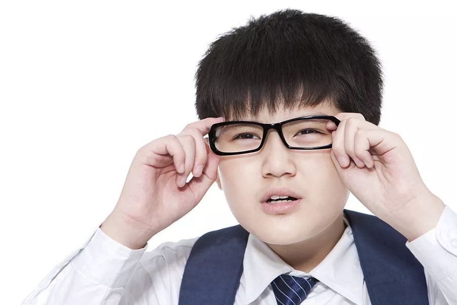 爱眼日保护眼睛宣传,爱眼日关爱眼睛保护视力