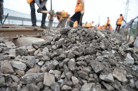 给高铁洗澡一共需要几步,给机车洗澡需要注意什么