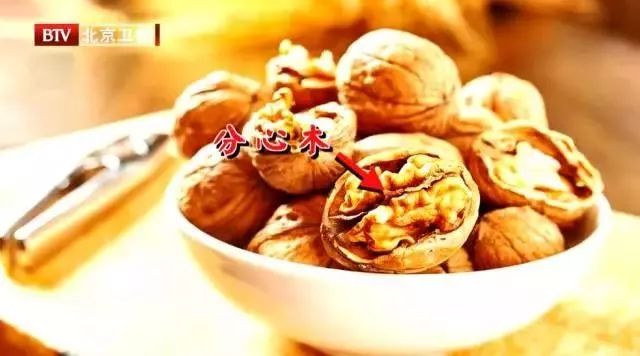 白发越长越多，可能是肝肾问题：6大坏习惯，你中招了吗？