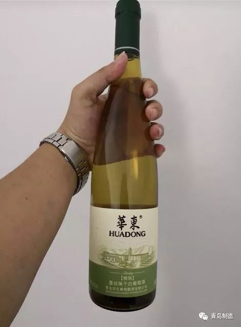 在青岛吃蛤蜊喝啤酒非常的爽,啤酒蛤蜊青岛