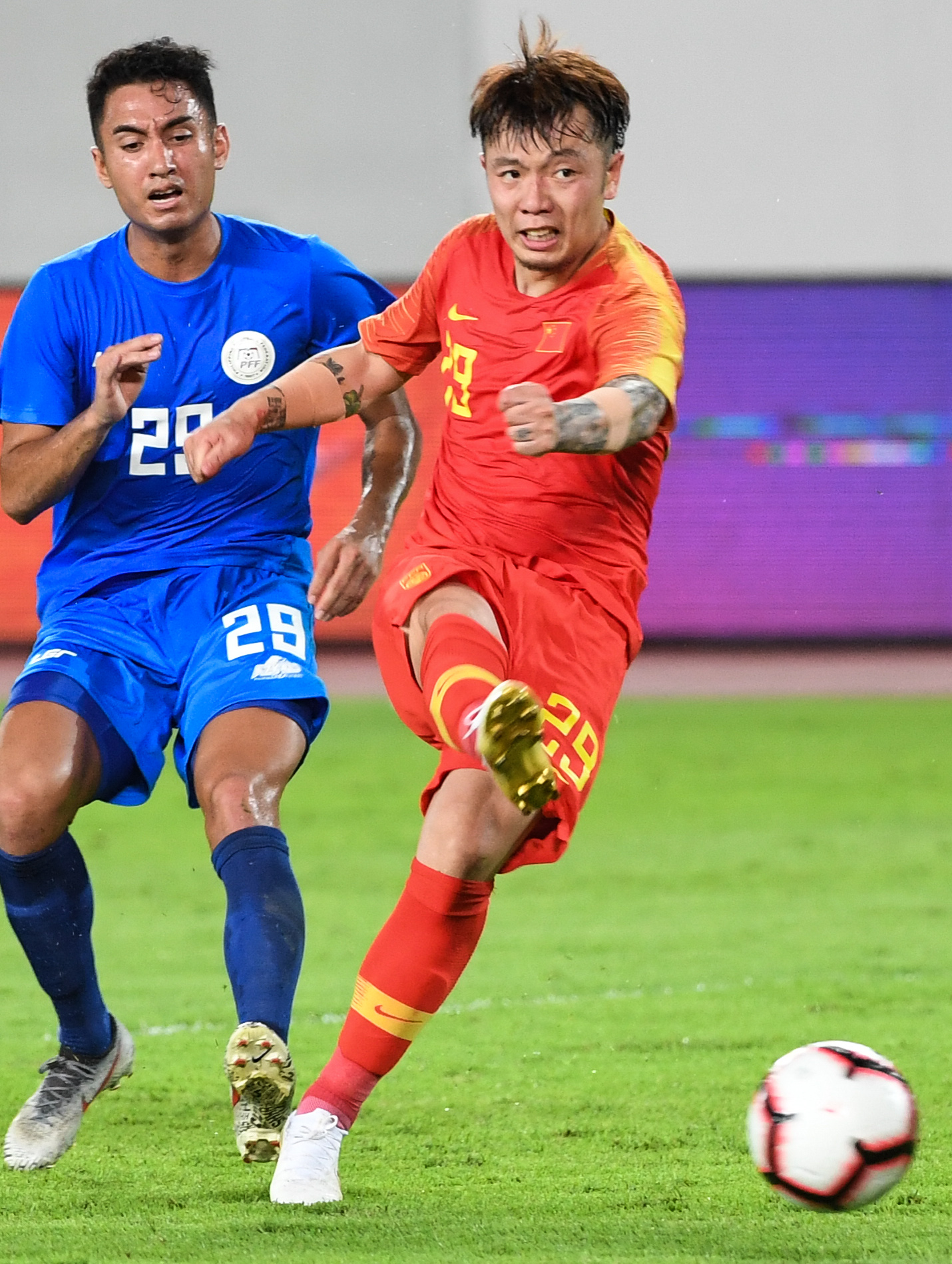 中国足球对战菲律宾首发照片,中国与菲律宾足球比赛