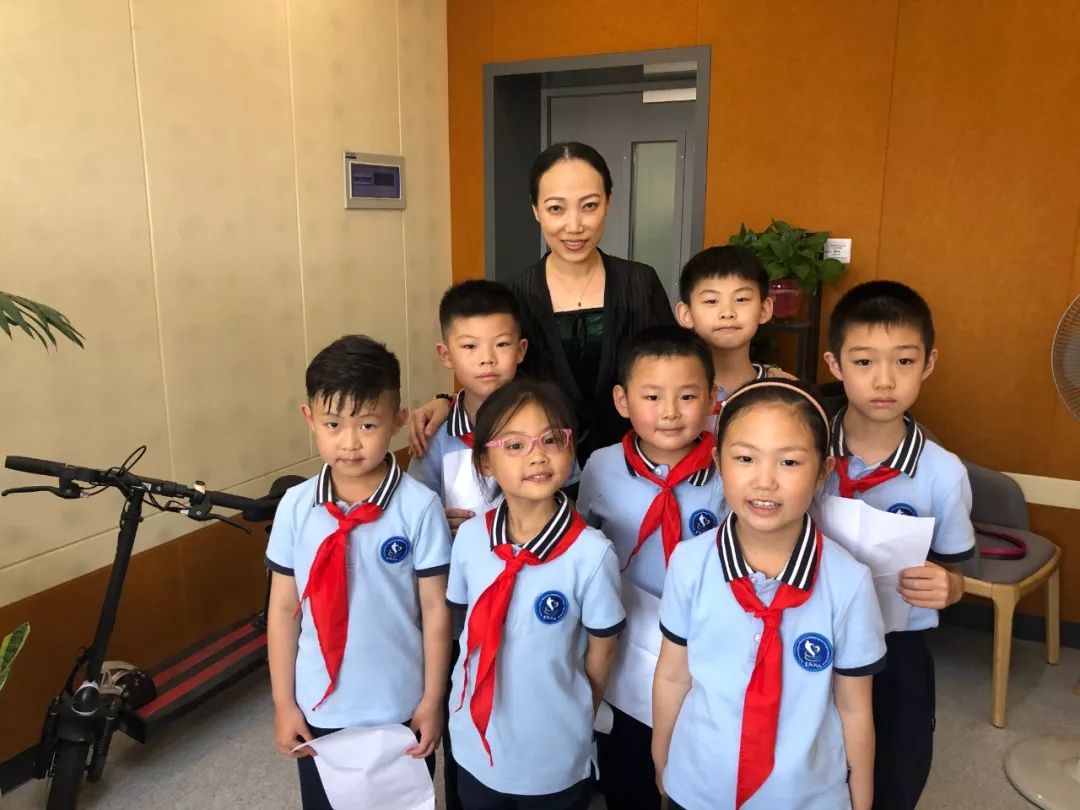 去朋友家过端午，他写下了这首传世名篇