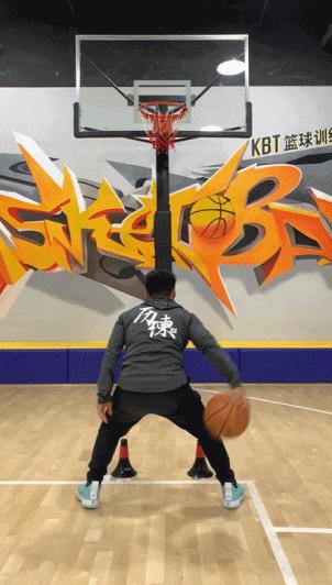 过桥运球讲解,过桥运球技巧视频