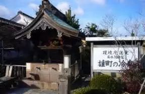 别感叹空留遗憾,趁现在带上好酒陪父亲喝两杯