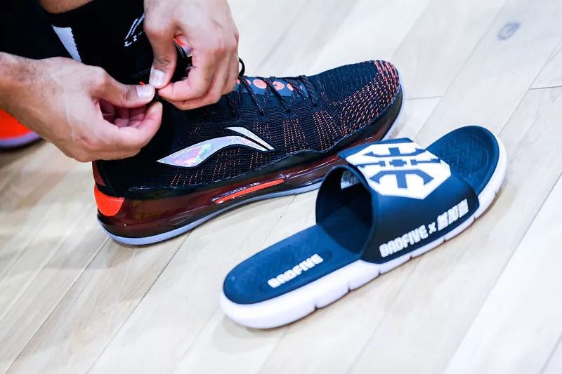 今年最潮流的拖鞋是哪种,最便宜的高性价比拖鞋