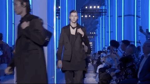 prada在上海开了菜市场在哪里,prada上海展会