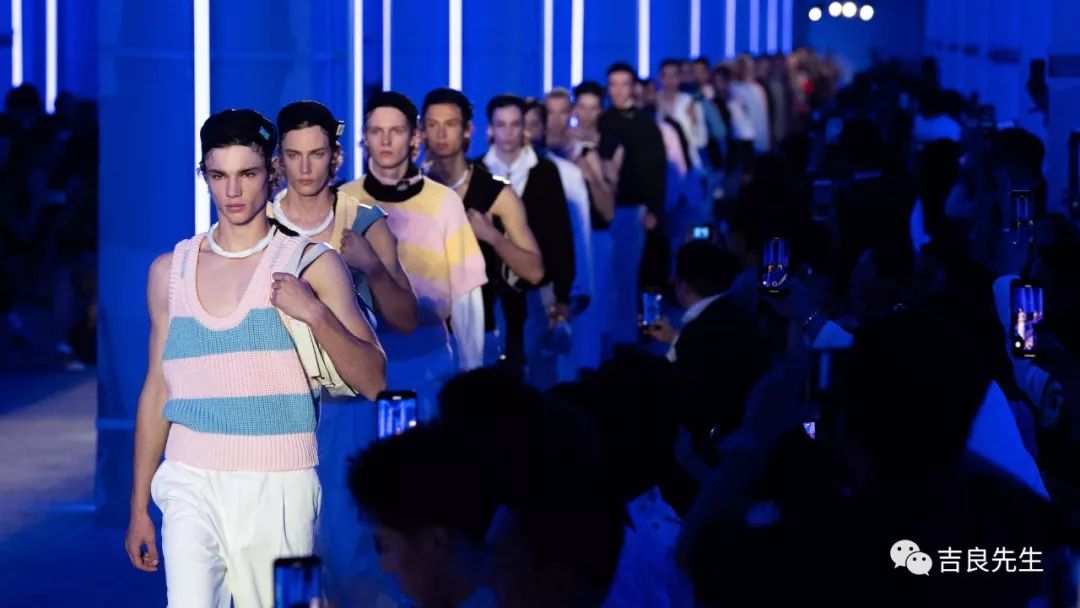 prada在上海开了菜市场在哪里,prada上海展会