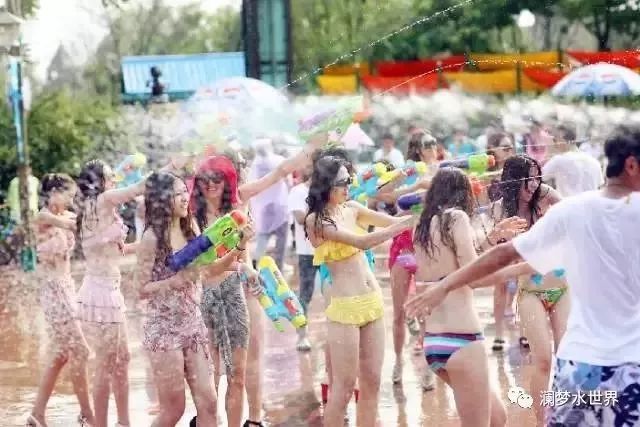 火力全开的狂欢泼水节来啦!快来加入我们的战斗吧