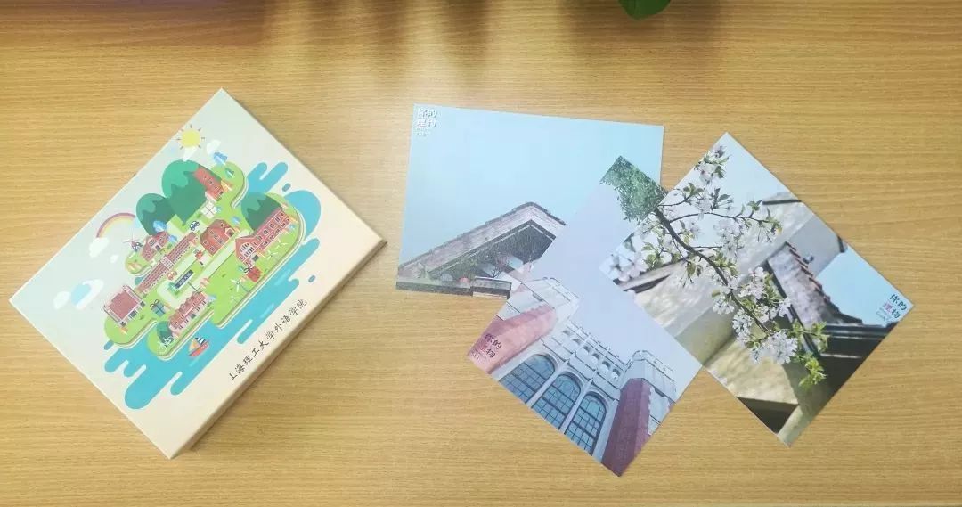 贵州一高校为毕业生定制纪念戒指,最硬核毕业送什么戒指