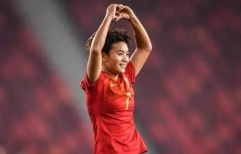 王霜采访家人,王霜家庭情况