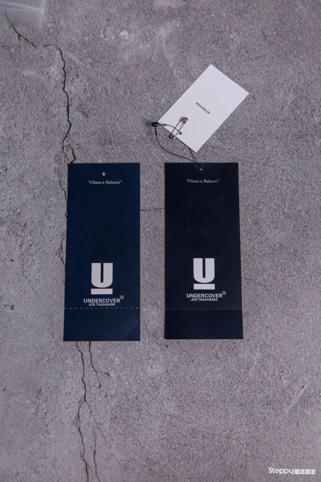 很想问问,你们有收集品牌包装袋或吊牌的癖好吗?