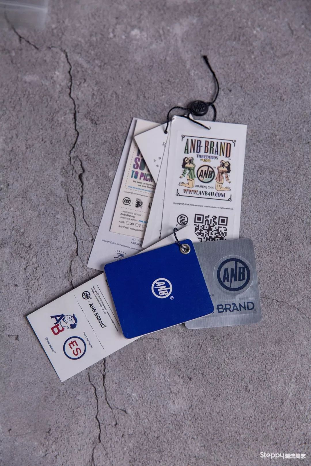 很想问问,你们有收集品牌包装袋或吊牌的癖好吗?