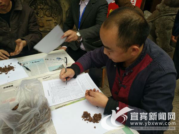 从临时工到酿酒技术骨干他用行动诠释爱岗敬业