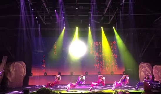 巽寮湾主题魔幻大剧《巽•秀》广受热捧