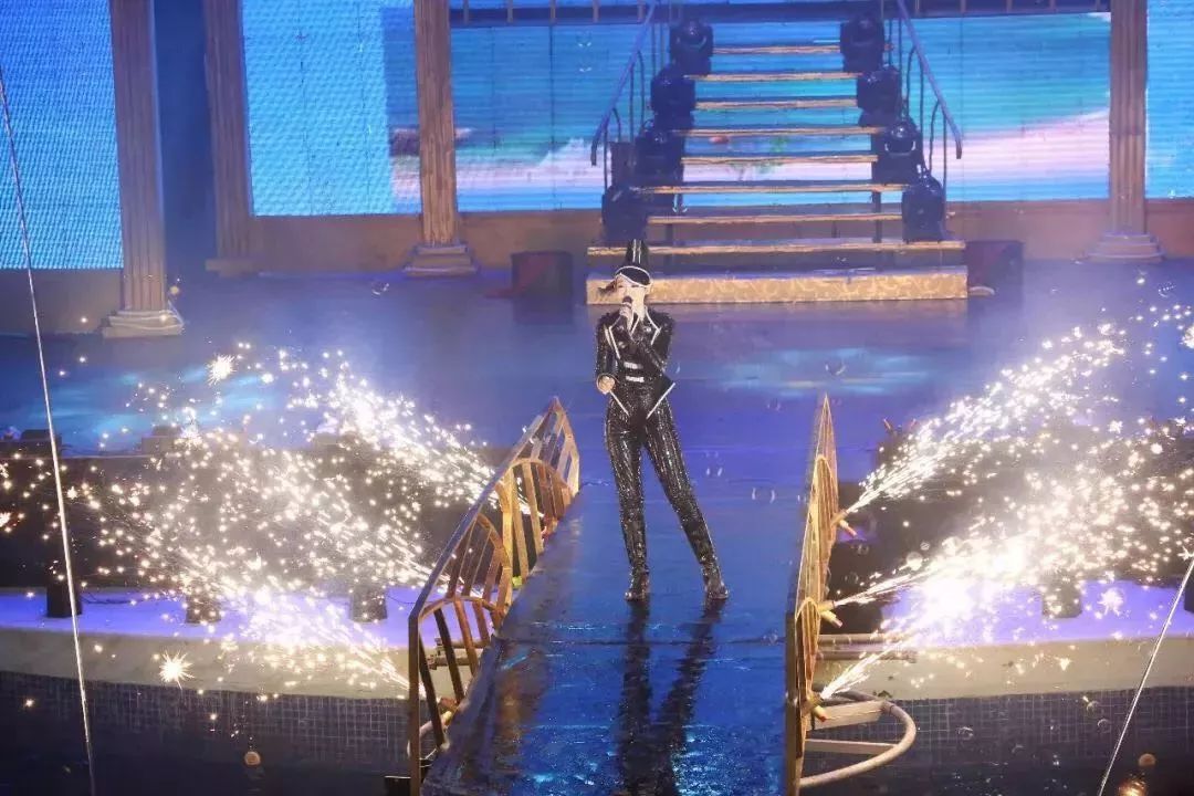 巽寮湾主题魔幻大剧《巽•秀》广受热捧