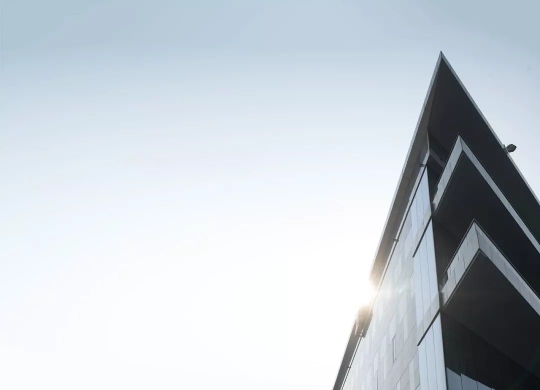 走南闯北头一遭|睡进国际汽联二级赛车场是怎样一种体验？