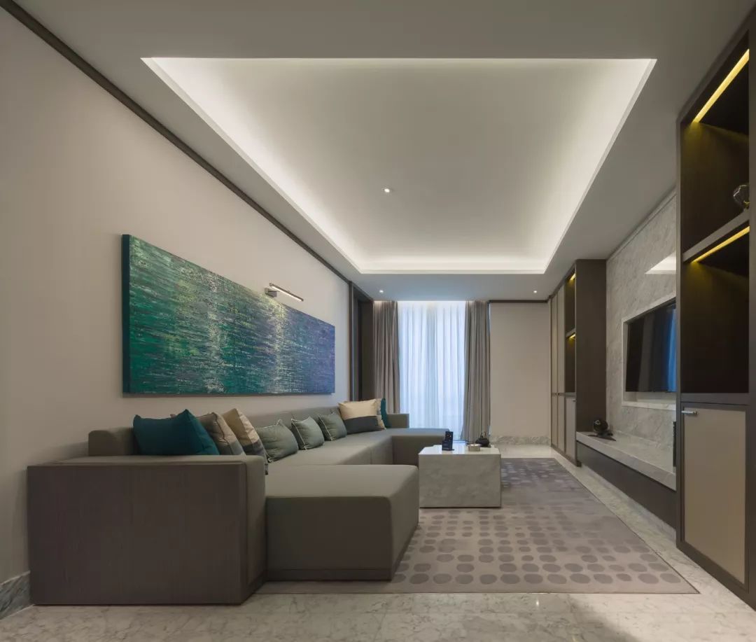 走南闯北头一遭|睡进国际汽联二级赛车场是怎样一种体验？