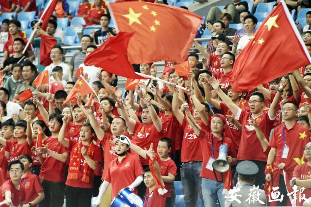 中国u20男足将战韩国图片,u20男足集锦