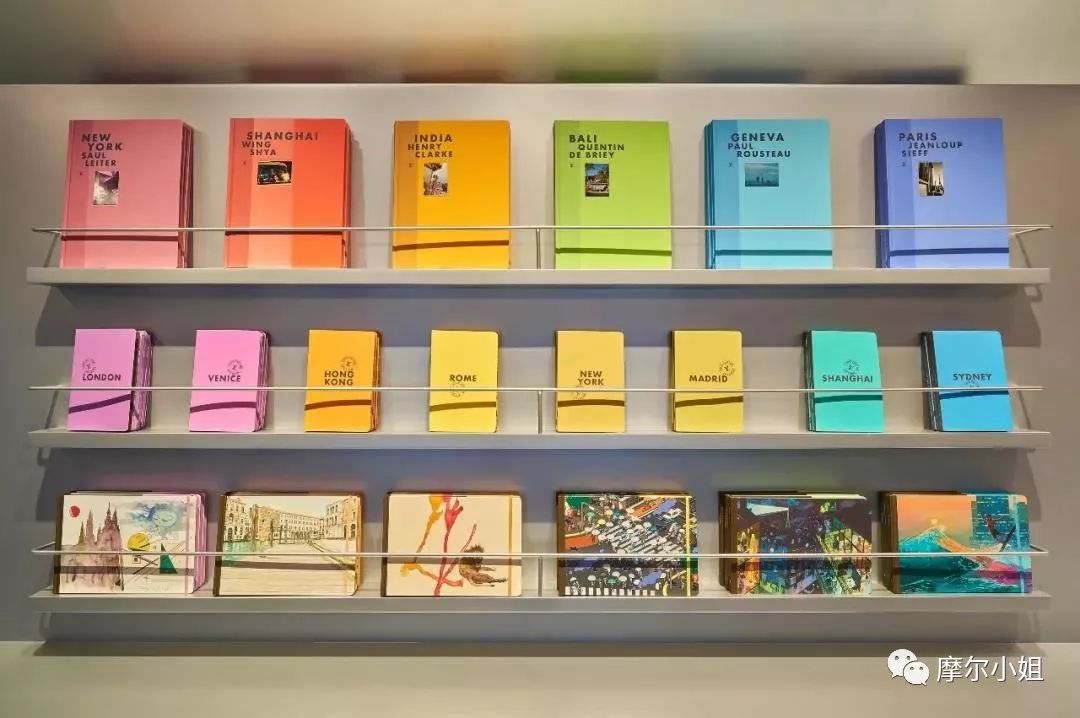 从“三傻”到“黑凤凰”，SophieTurner的成名之路原来这么坎坷？