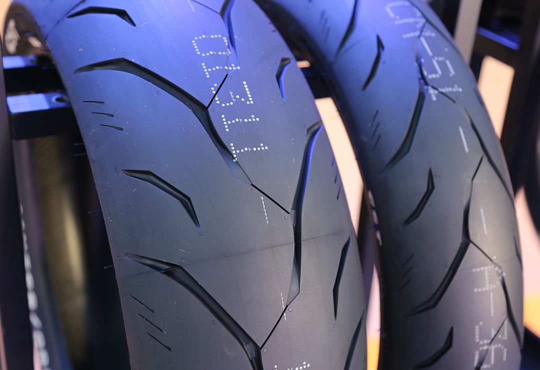 新国货雄起视频,国货高性能轮胎