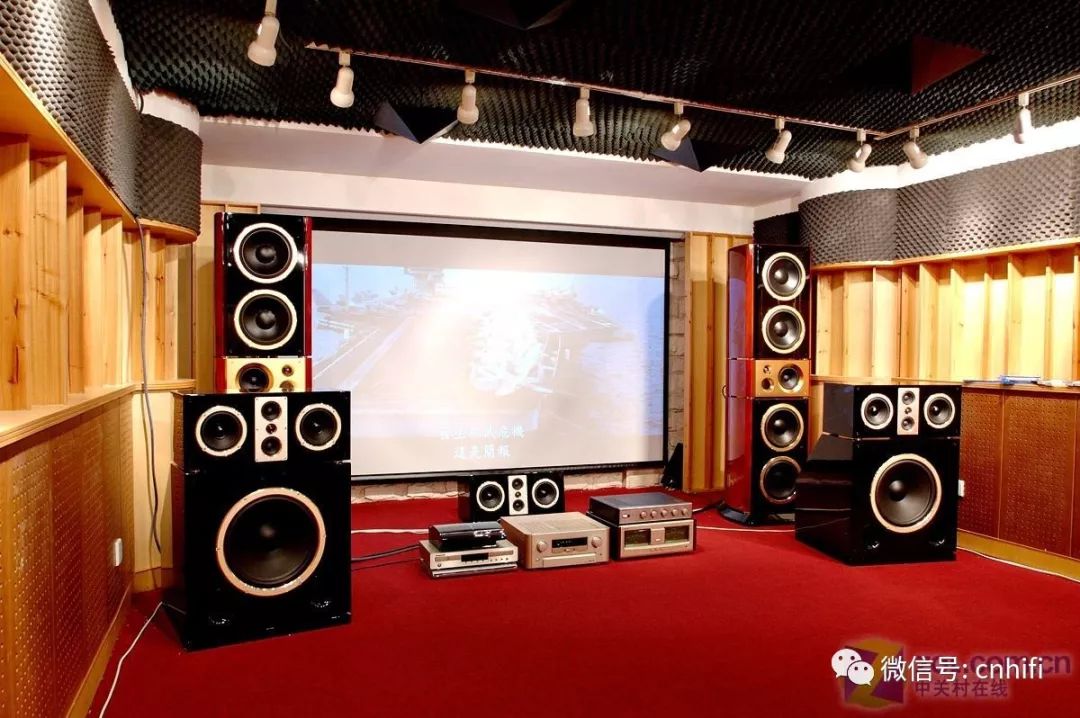 家庭影院声音不同步,家庭影院音响隐藏还是不隐藏