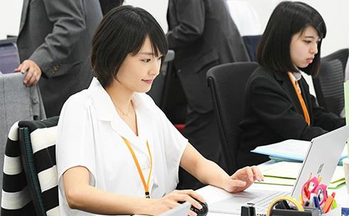 5万人怒打五星的年度爆款，冲女主颜值，我也必须安利