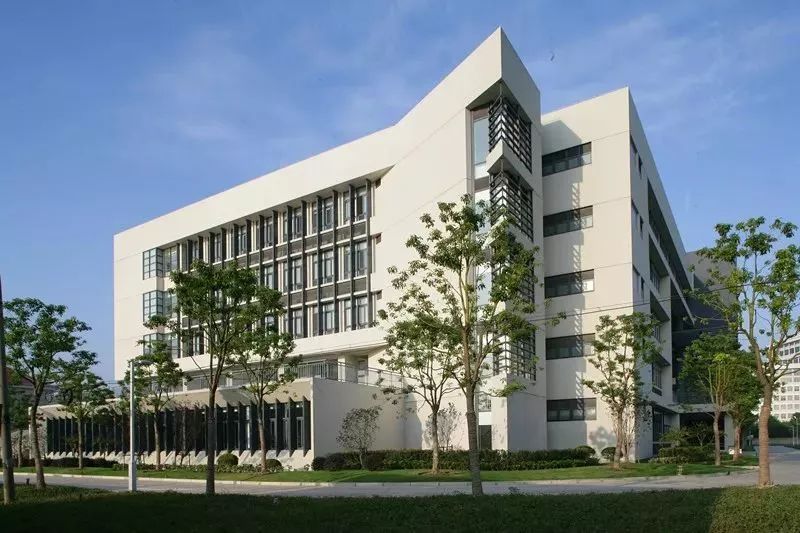 欢迎乘坐时光机！这里是上海大学宝山校区