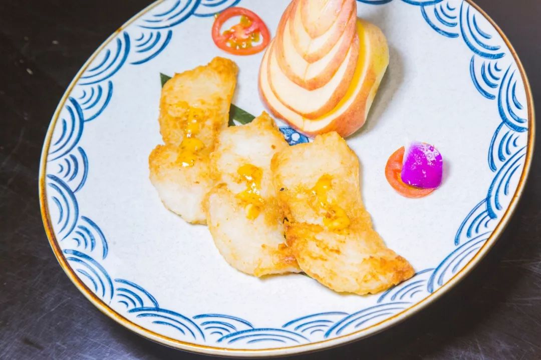 镇江宝藏日料店！15层生猛「云梯刺身」无限续，120+种自助不限量