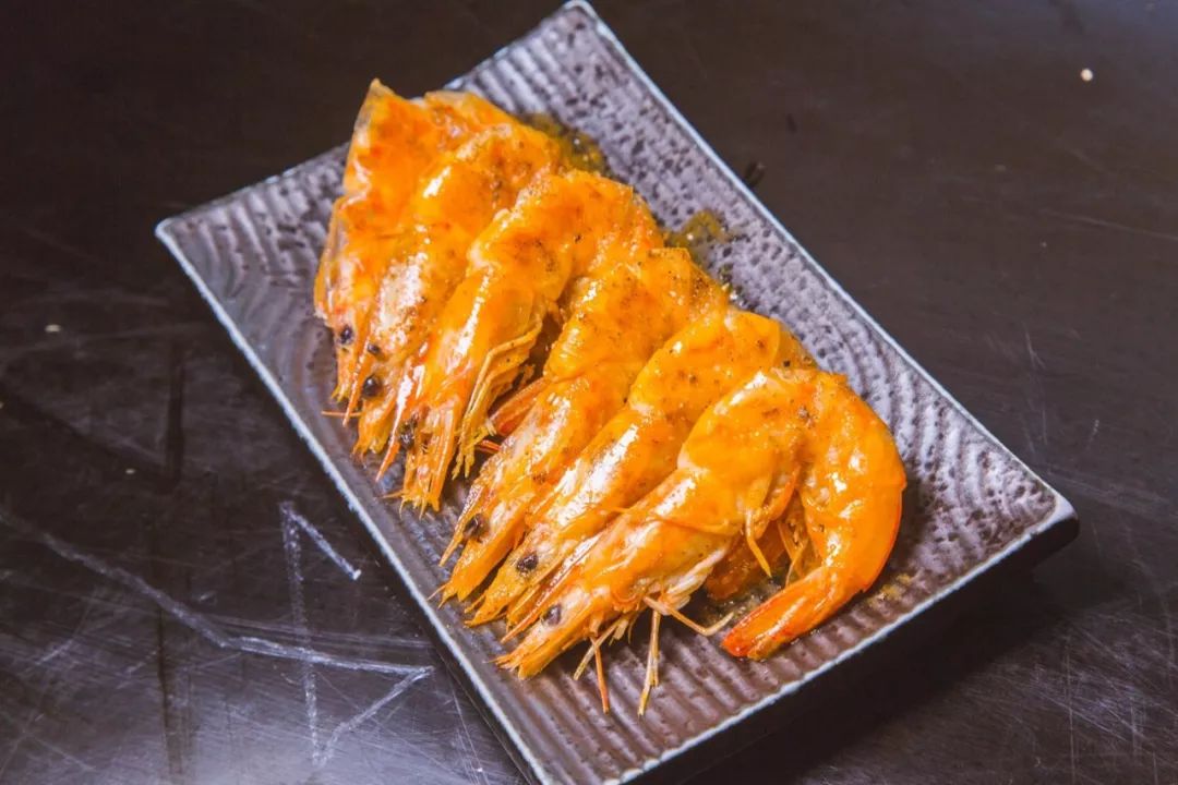 镇江宝藏日料店！15层生猛「云梯刺身」无限续，120+种自助不限量