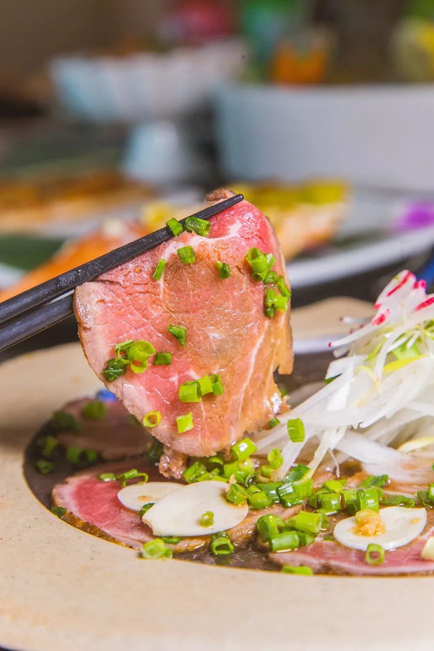 镇江宝藏日料店！15层生猛「云梯刺身」无限续，120+种自助不限量