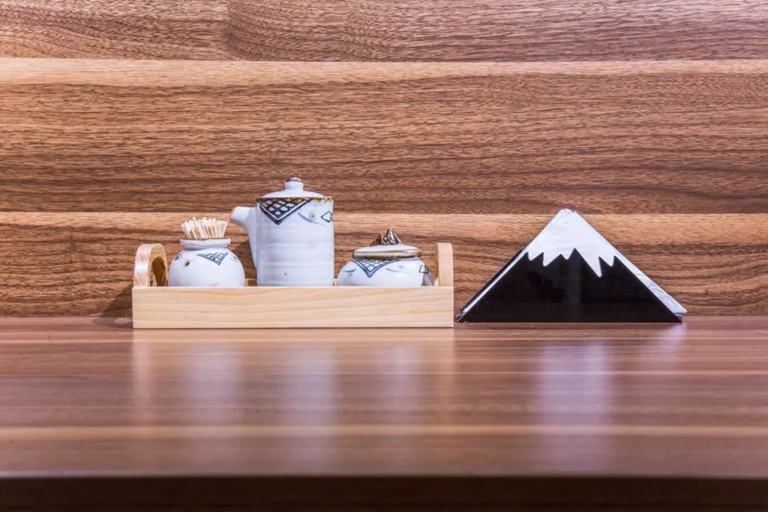 镇江宝藏日料店！15层生猛「云梯刺身」无限续，120+种自助不限量