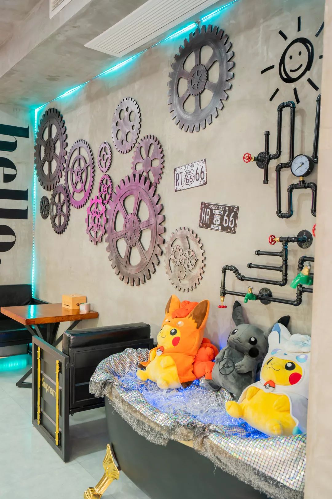 喝下一杯“星空”！探秘出片率200%的奶茶店，引众人打卡的秘密竟然是...