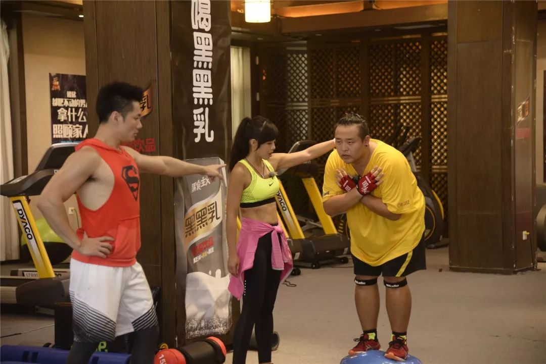 47岁身材秒杀半个娱乐圈,47岁身材保持真好