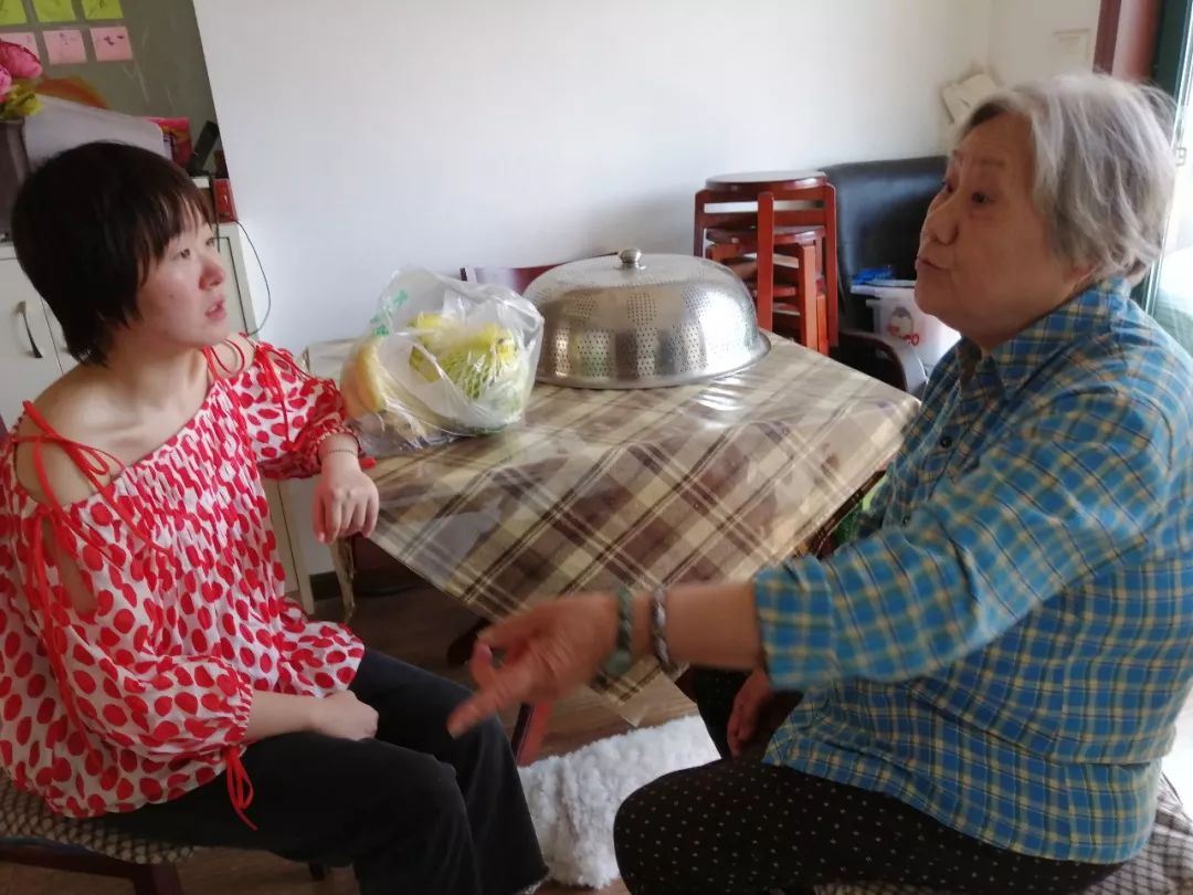 武汉市“最美格格”原来是她!化身爱心代购员为老人送货上门