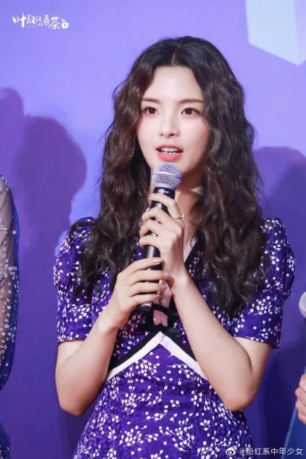 超越妹妹的视频,超越妹妹出道以前照片