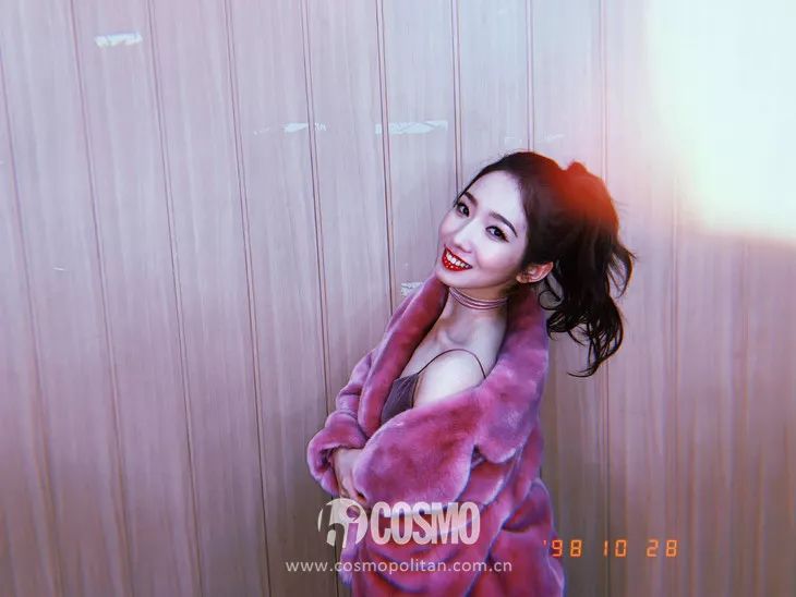 超越妹妹的视频,超越妹妹出道以前照片