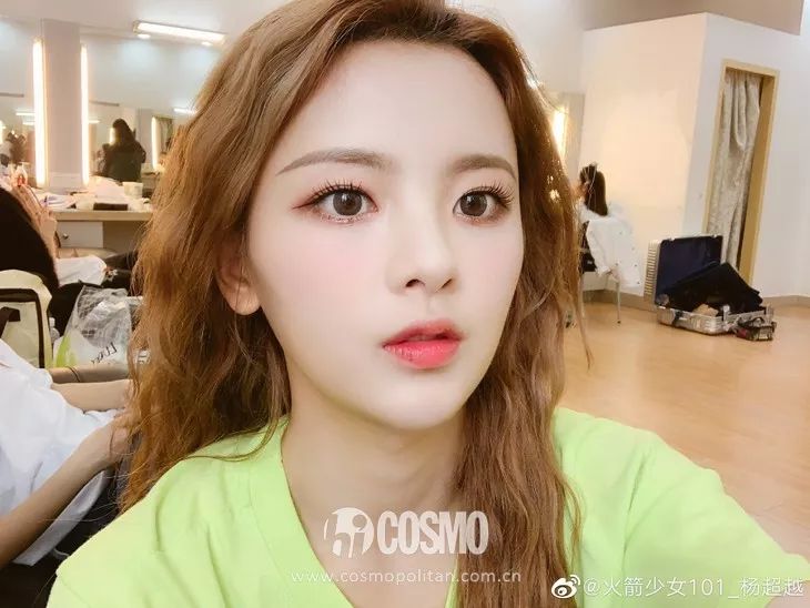 超越妹妹的视频,超越妹妹出道以前照片