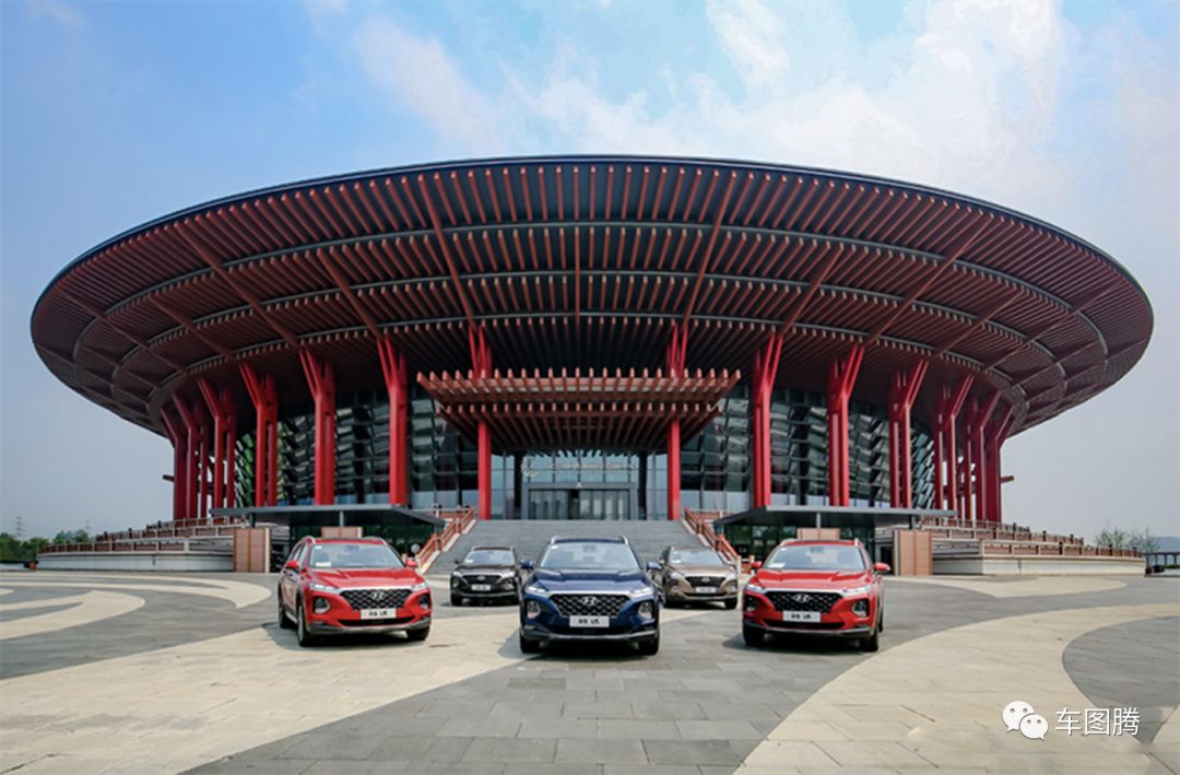 全新24款胜达试驾评测,四代胜达主驾一键升降怎么设置