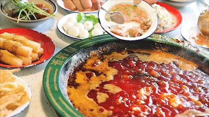 竹架子火锅,有5层高,一筐一筐吃