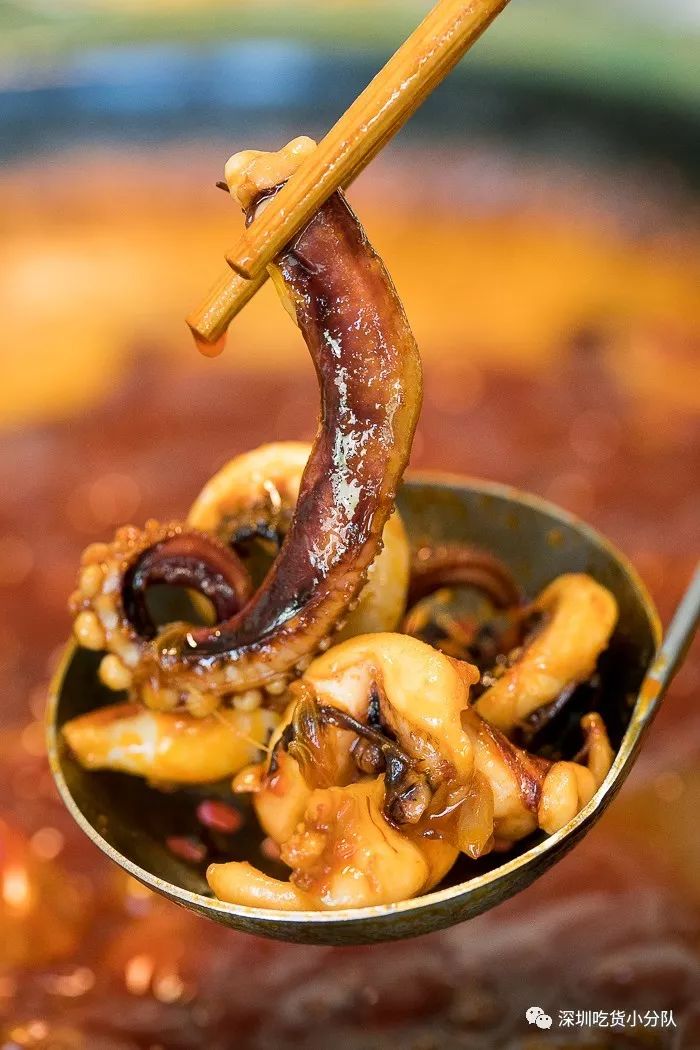 竹架子火锅,有5层高,一筐一筐吃