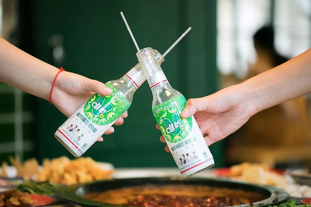 竹架子火锅,有5层高,一筐一筐吃