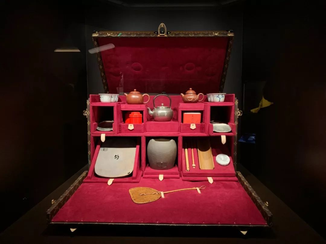 成都看展｜LV竟然出过这么多千奇百怪的箱子